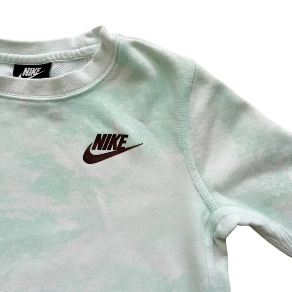 Nike Tie Dye Magic Club Pullover Crew Sweatshirt Size S(8-9)